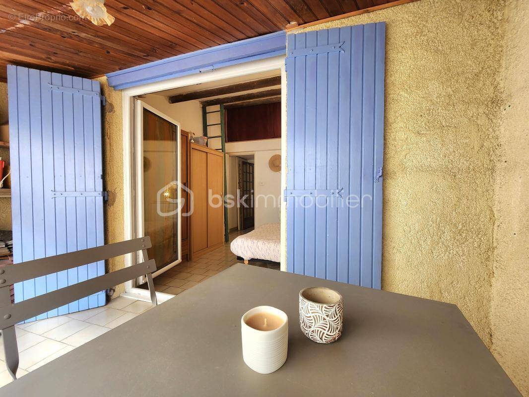 Maison à LA TOUR-D'AIGUES