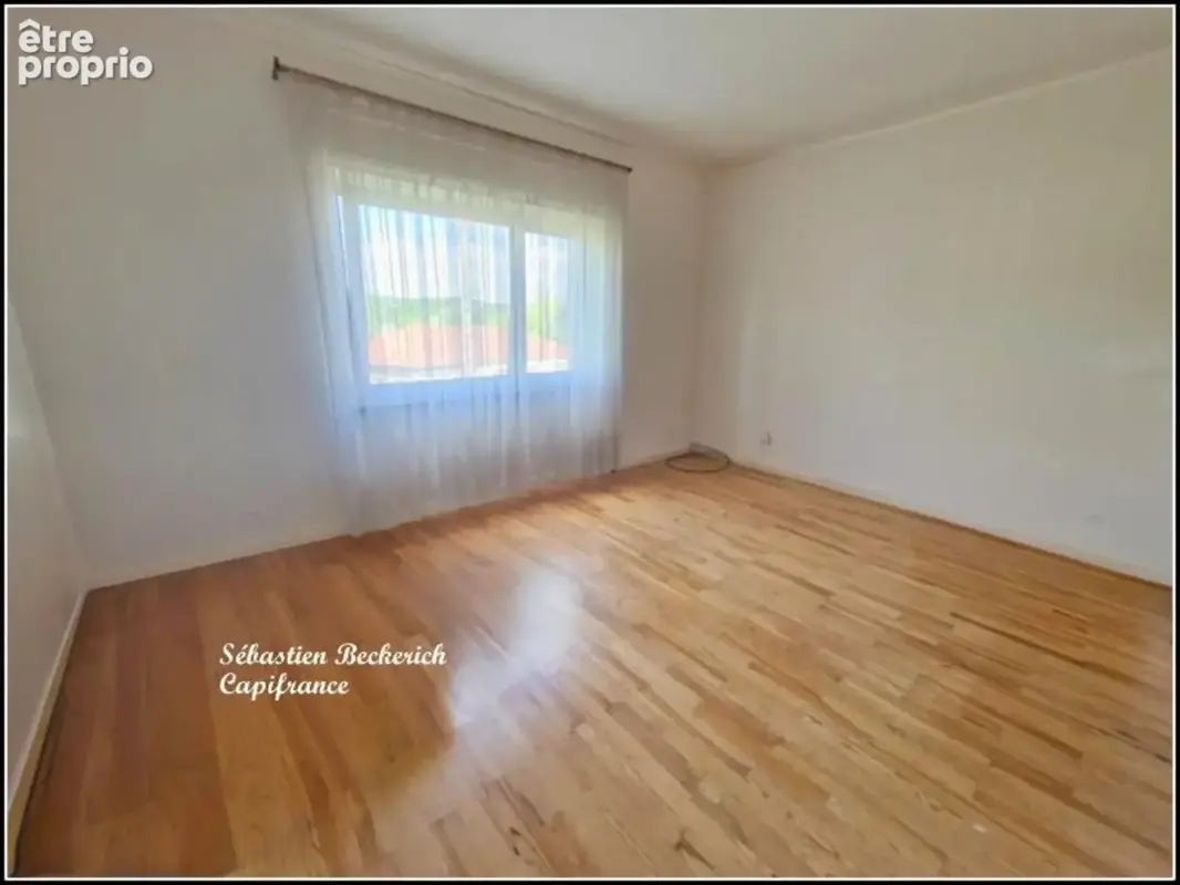 Maison à vendre 8 pièces REMELFING (57) - photo 9