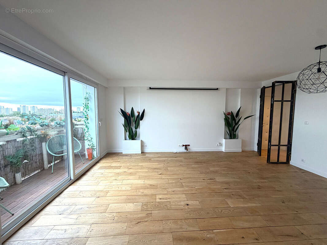 Appartement à SAINT-GRATIEN