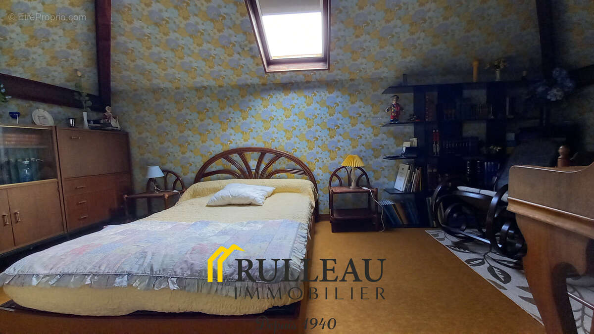 Maison à SAINT-MARTIN-LACAUSSADE