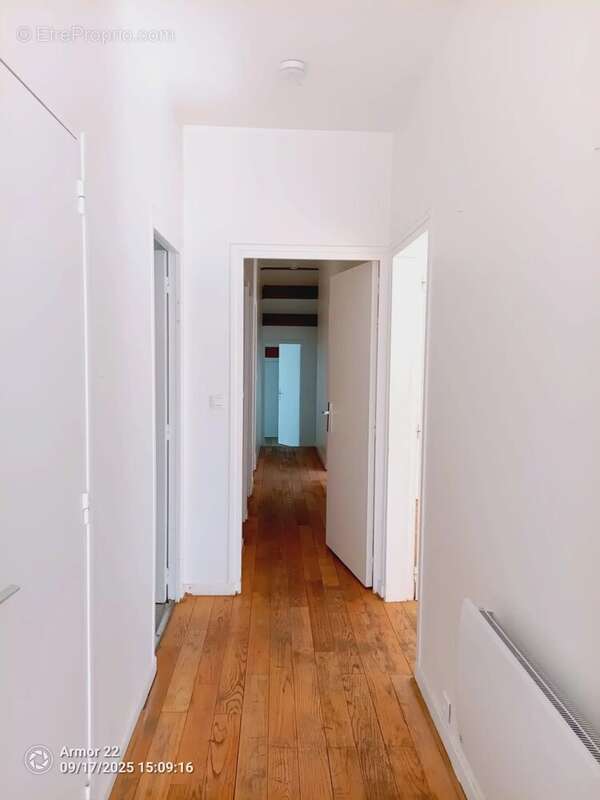 Appartement à CHARENTON-LE-PONT