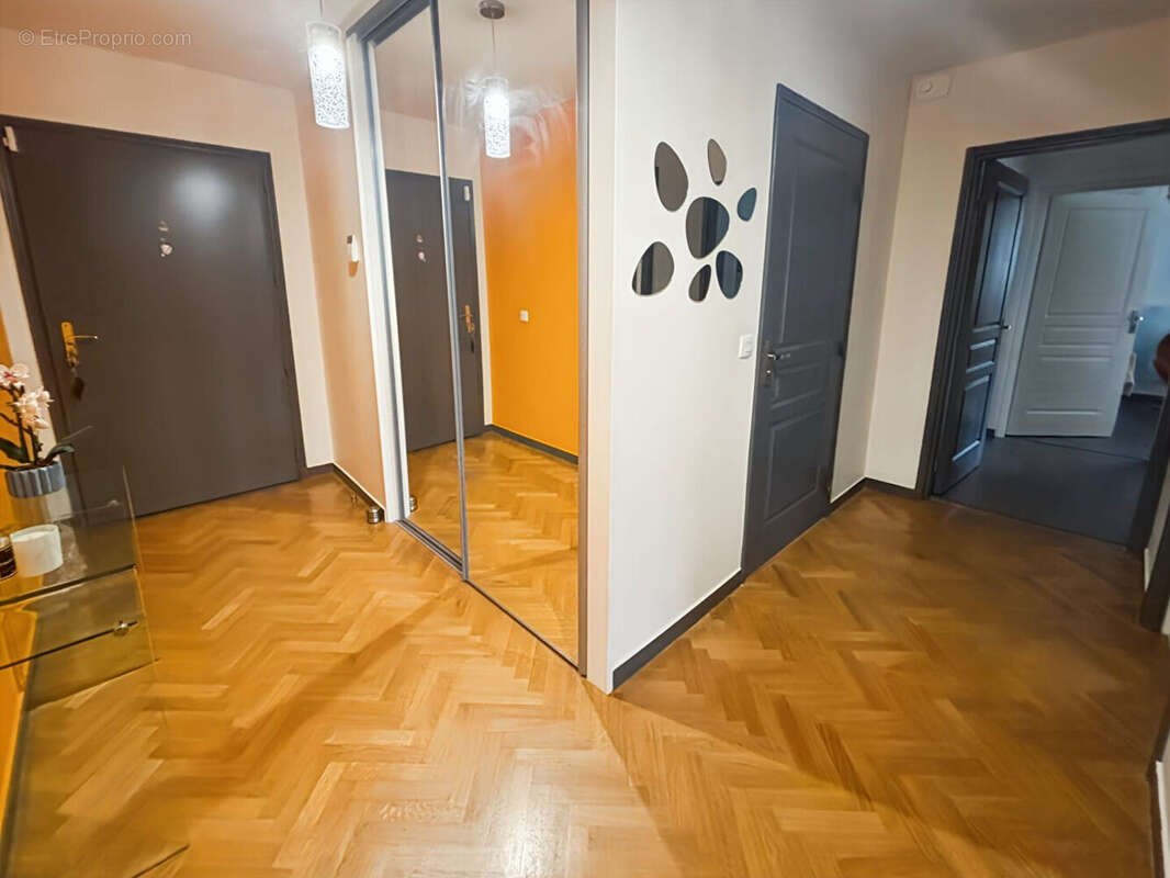 Appartement à CHATENAY-MALABRY