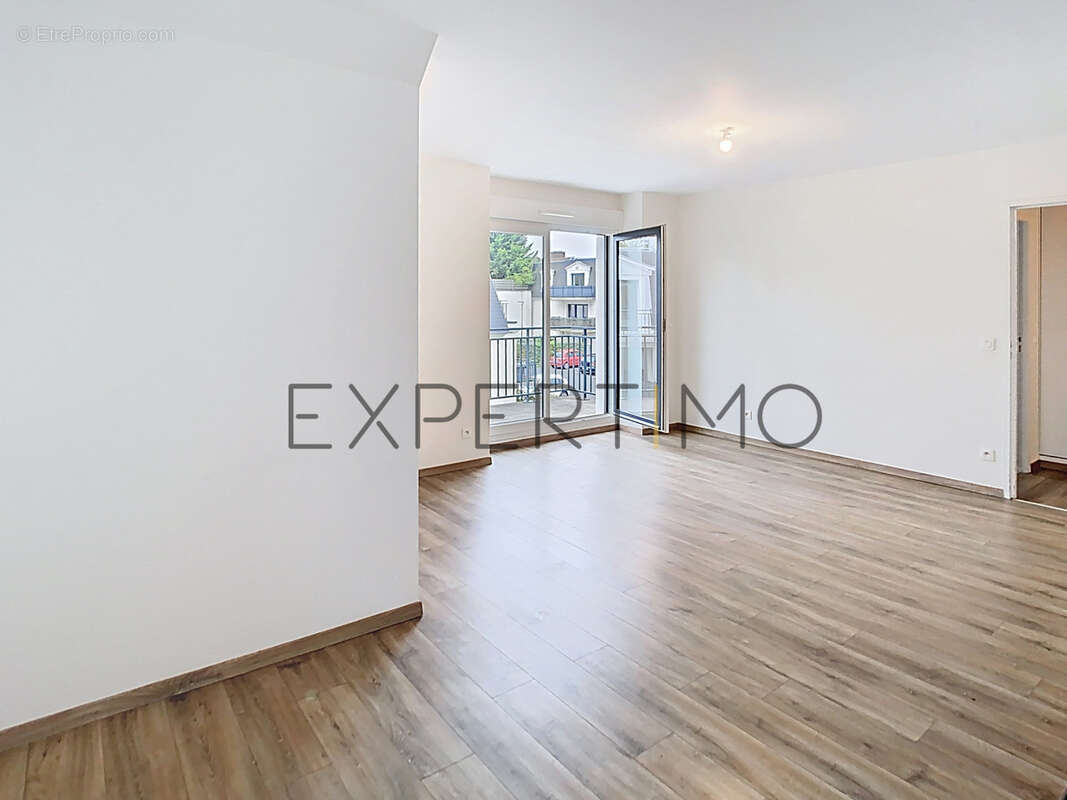 Appartement à HEROUVILLE-SAINT-CLAIR