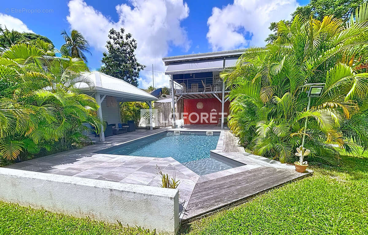 Maison à SAINTE-ANNE