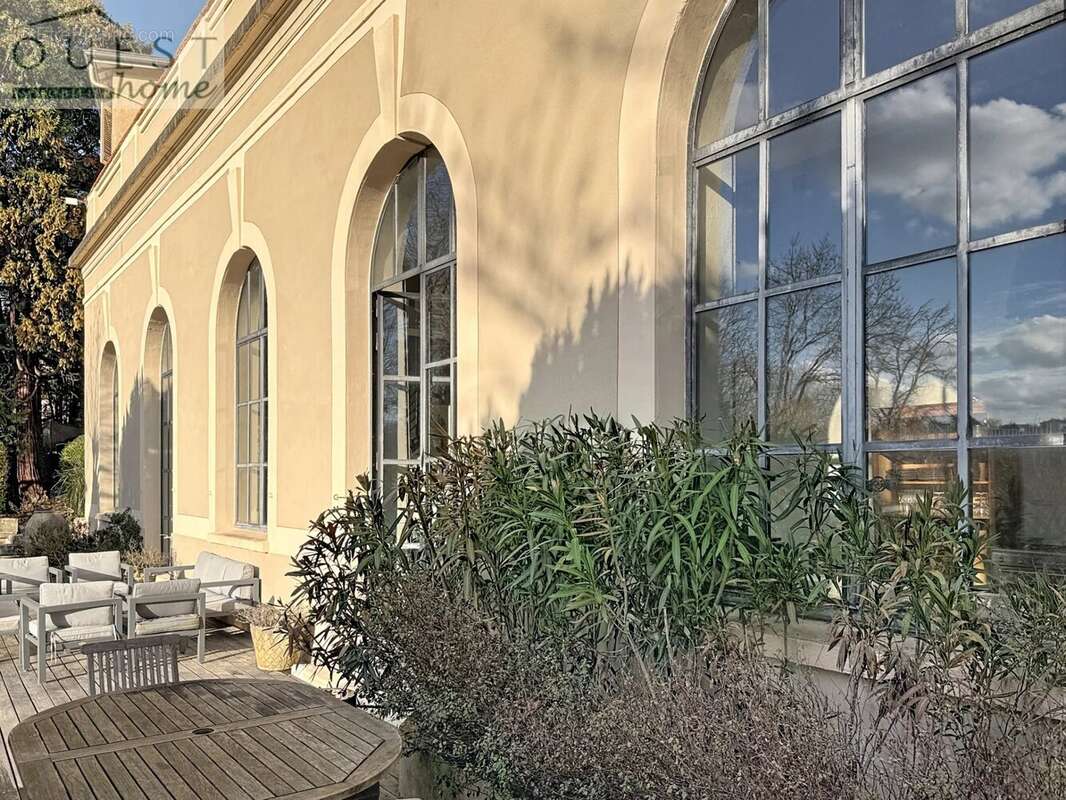 Maison à CHARBONNIERES-LES-BAINS