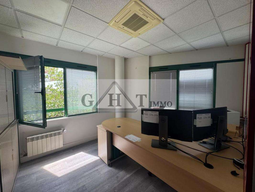 Immeuble de bureaux indépendant - photo 2