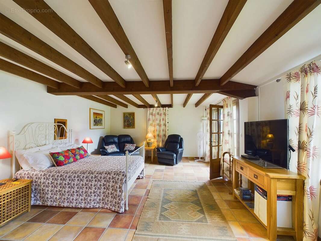 Maison à VERTEILLAC