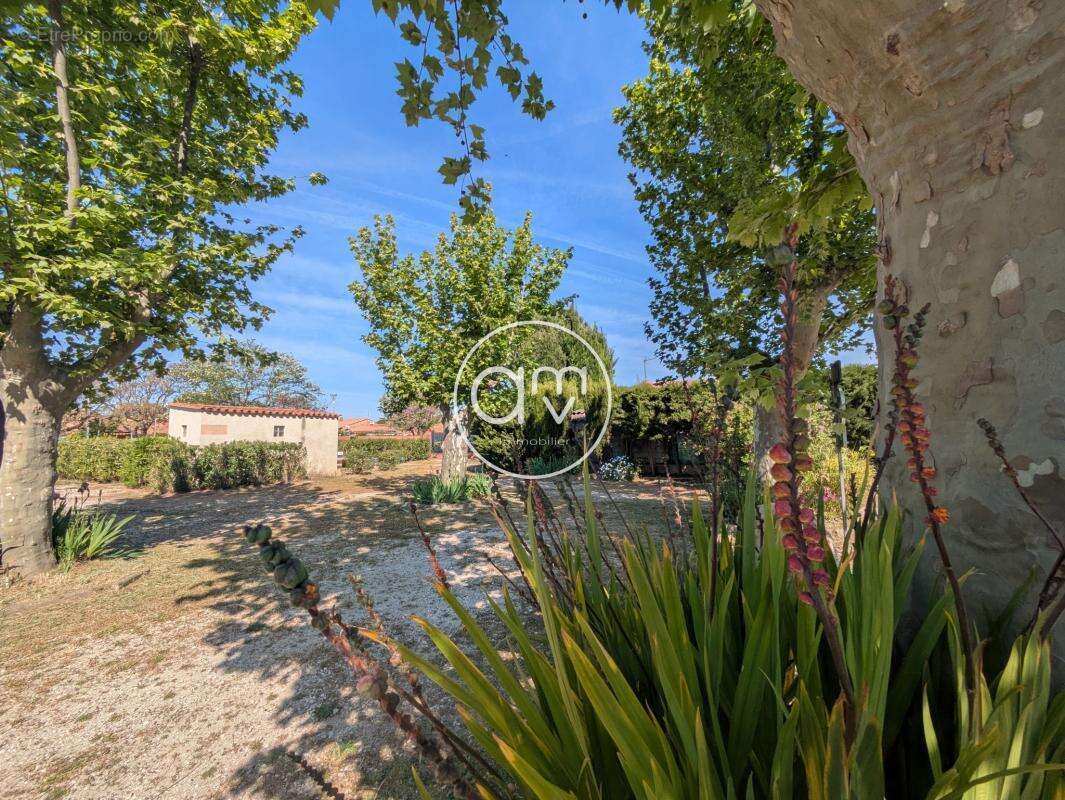 Appartement à LA LONDE-LES-MAURES