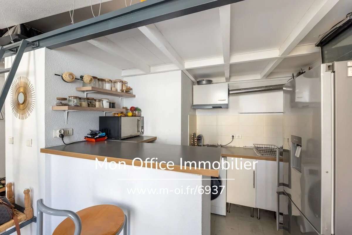 Appartement à MARSEILLE-1E