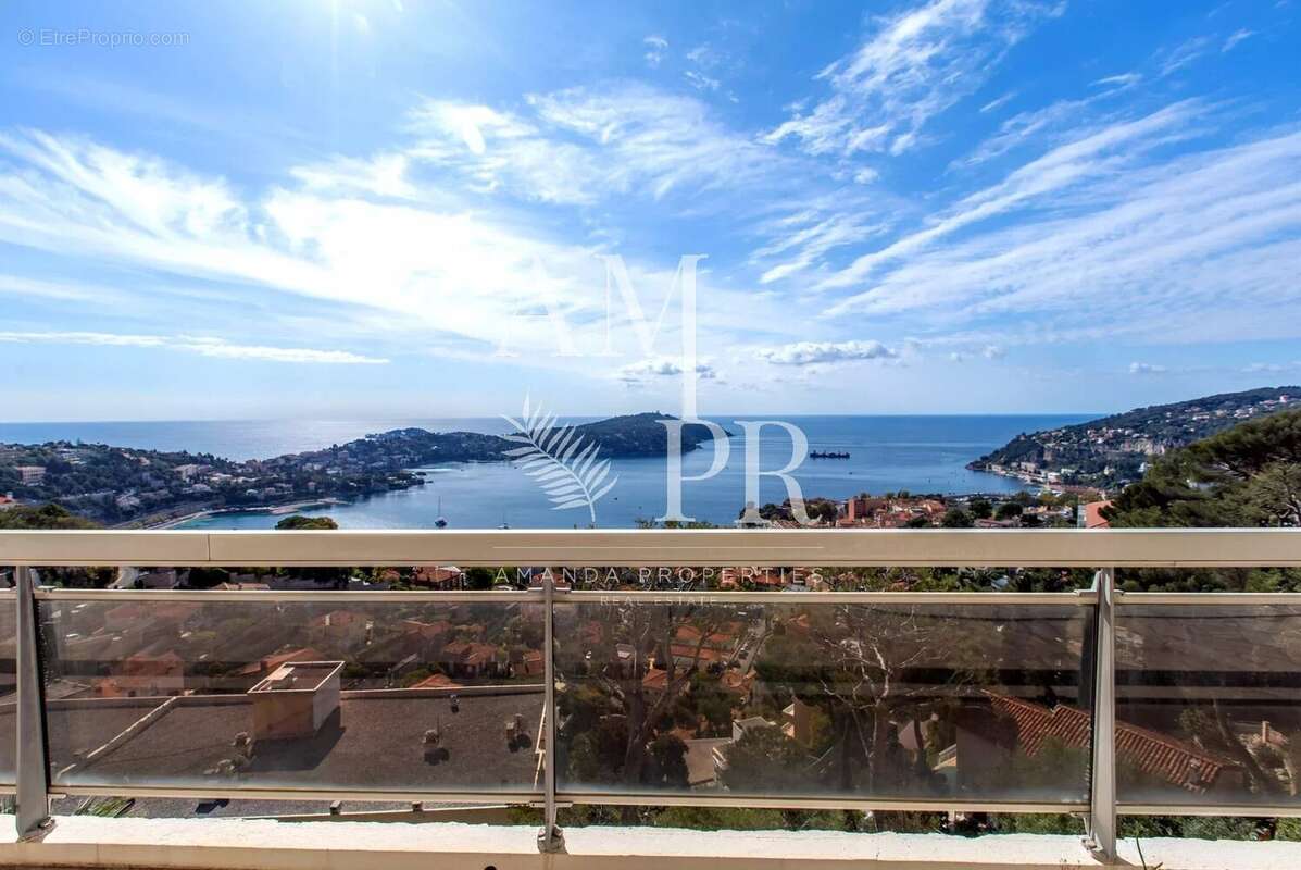 Appartement à VILLEFRANCHE-SUR-MER