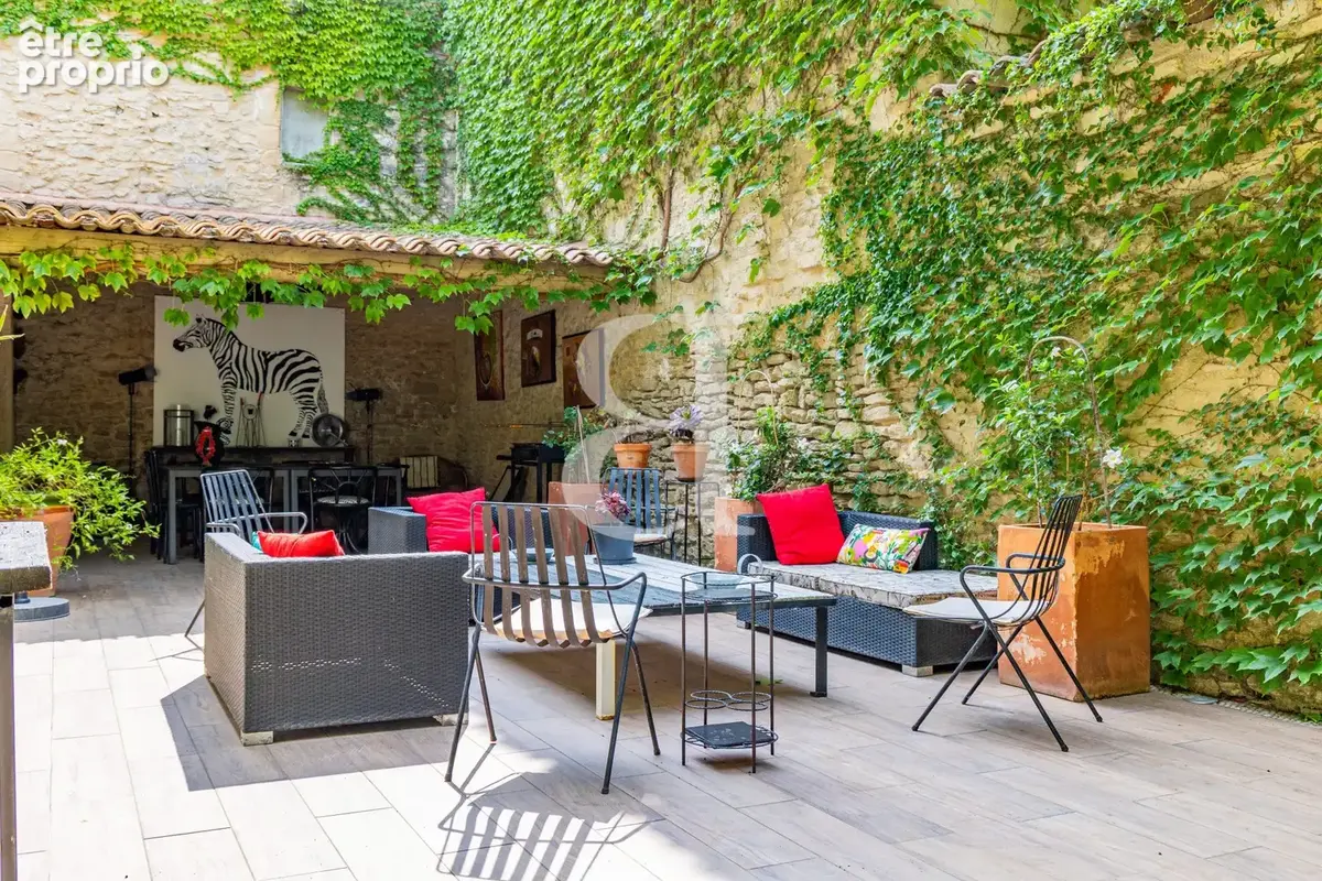 Maison 244 m² à L'isle-Sur-La-Sorgue  - photo 6