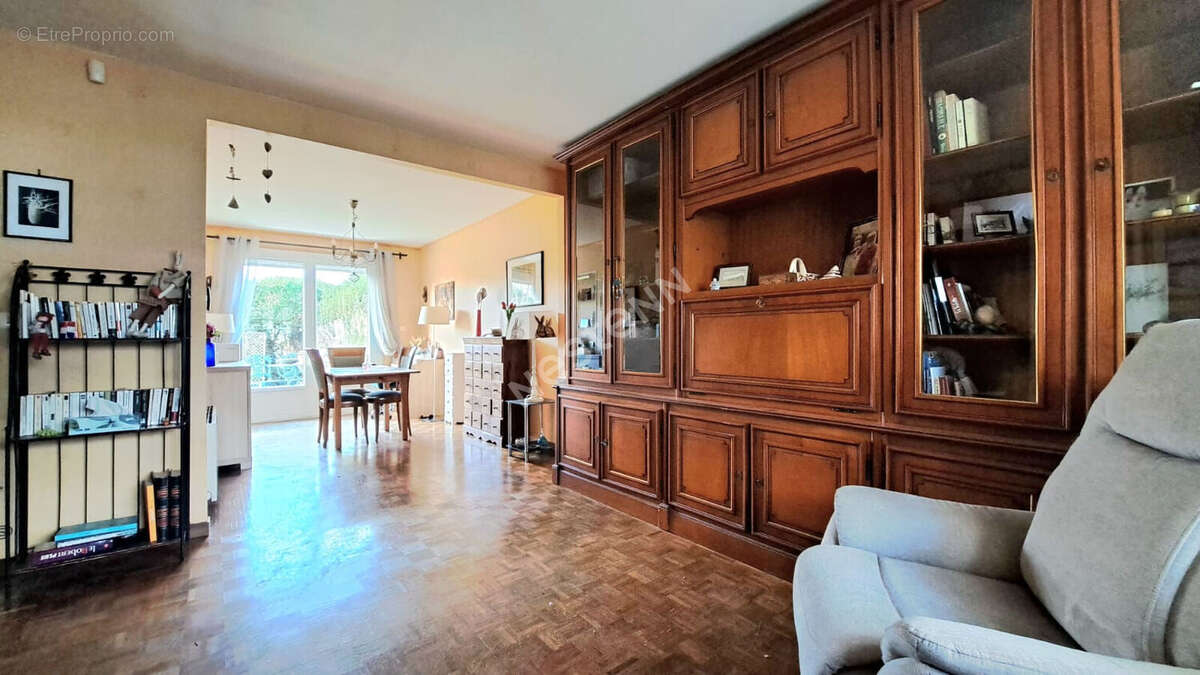 Maison à BELLOY-EN-FRANCE