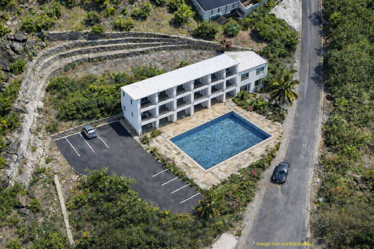 Terrain à SAINT-MARTIN