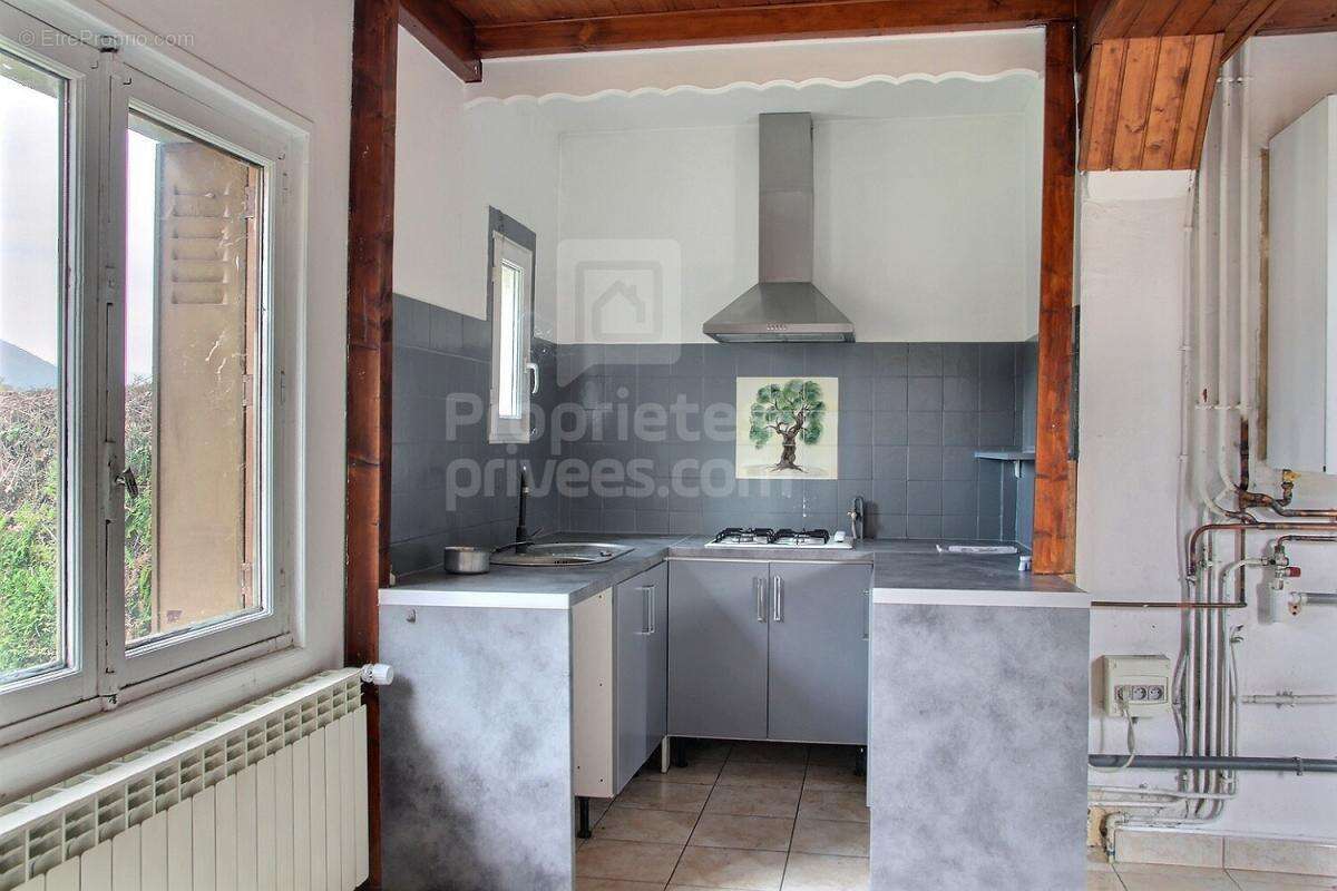 Maison à GRESY-SUR-AIX