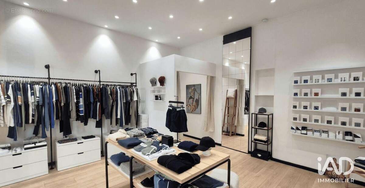 Photo 2 - Commerce à MARSEILLE-6E