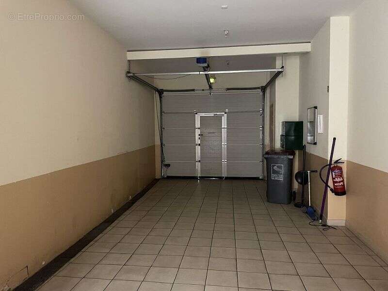 Appartement 450 m² à Sens  - photo 6
