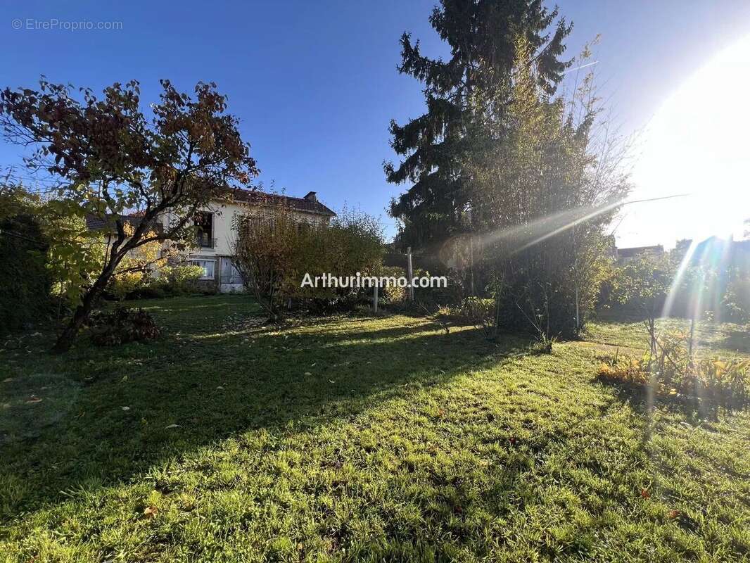 Maison à SUCY-EN-BRIE