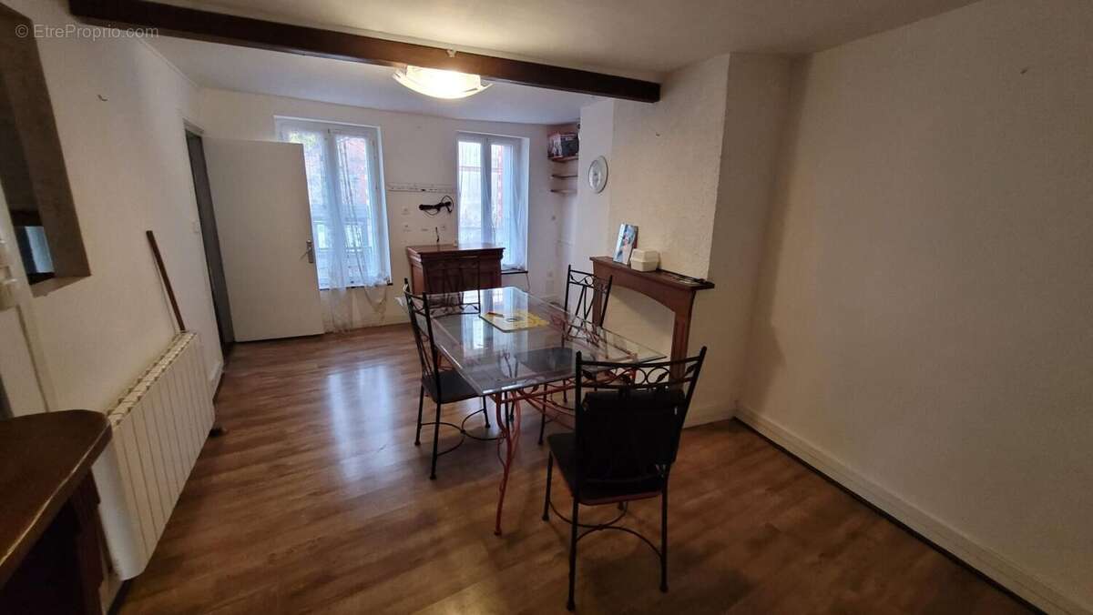 Maison 69 m² à Glos-La-Ferriere  - photo 6
