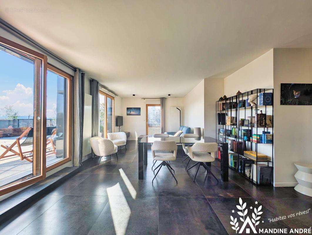 Appartement à LYON-9E