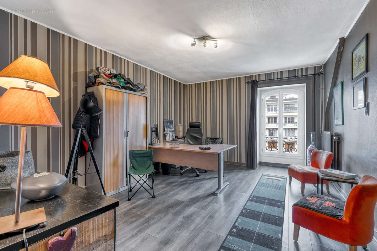 Appartement à AIX-LES-BAINS