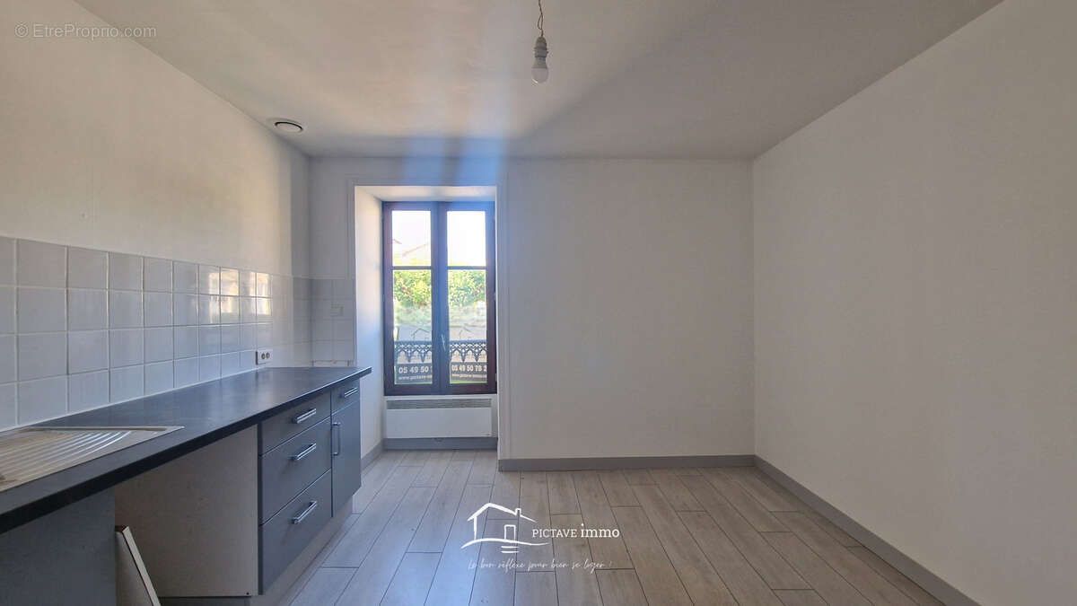 Appartement à LUSIGNAN