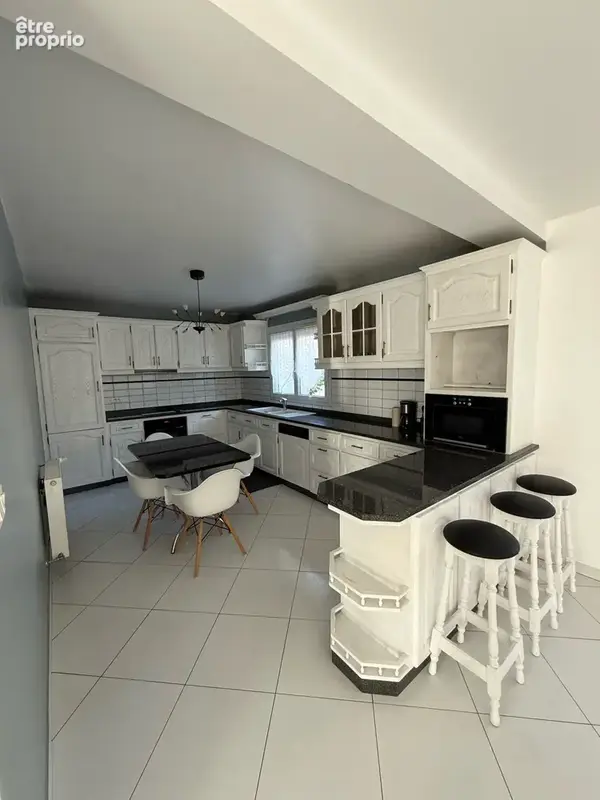 Coup de cœur : Maison familiale lumineuse, fonctionnelle et prête à vivre ! - photo 5
