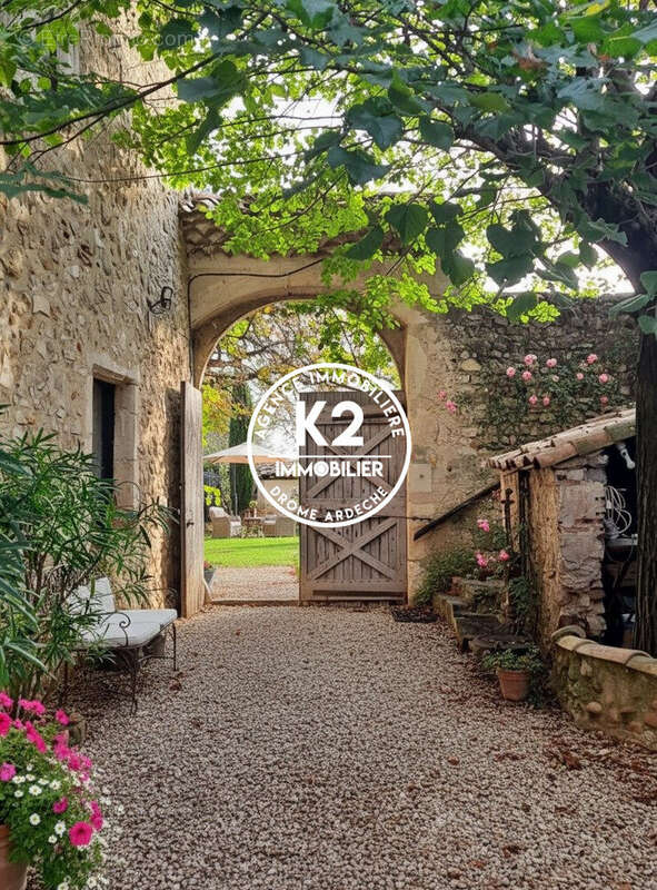 Maison à SAUZET