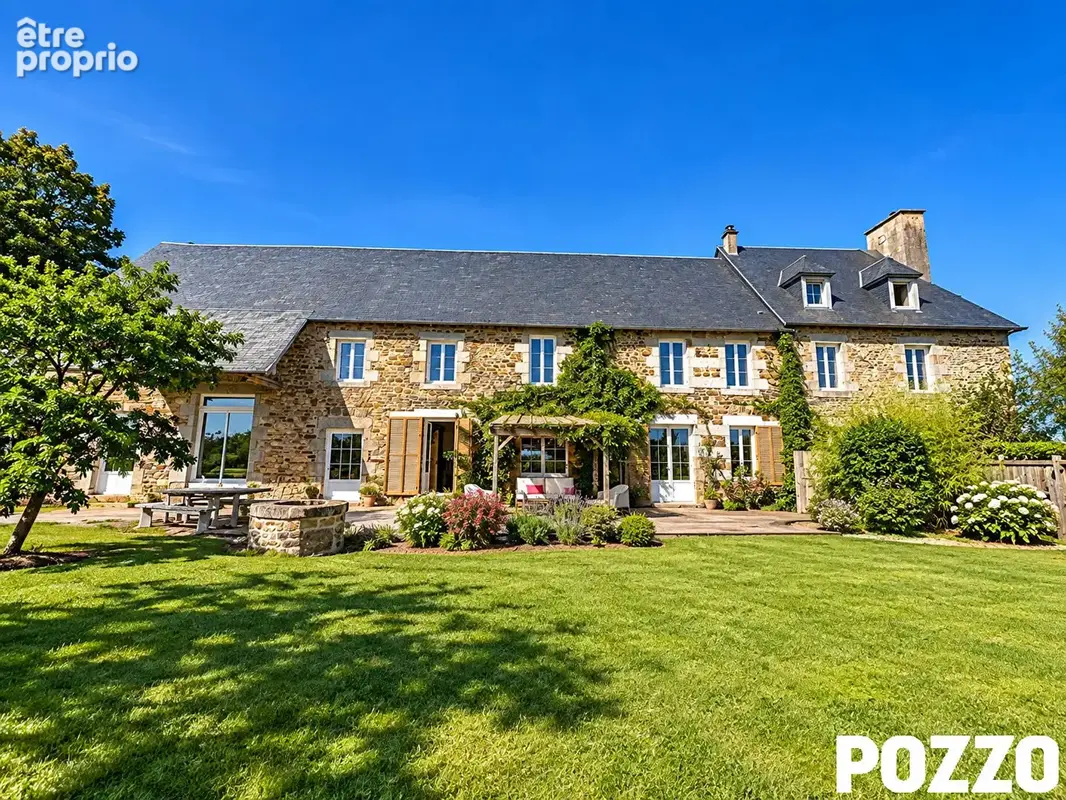 Maison en pierres du XVIIème siècle Bacilly 8 pièce(s) 286 m2 - 11929 m² de terrain - Possibilité chambres d'hotes - photo 1