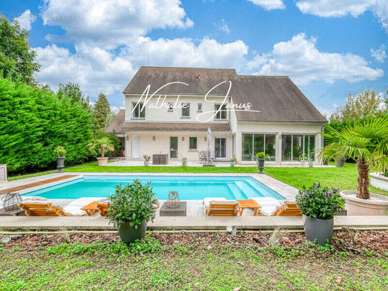 Maison à CELY