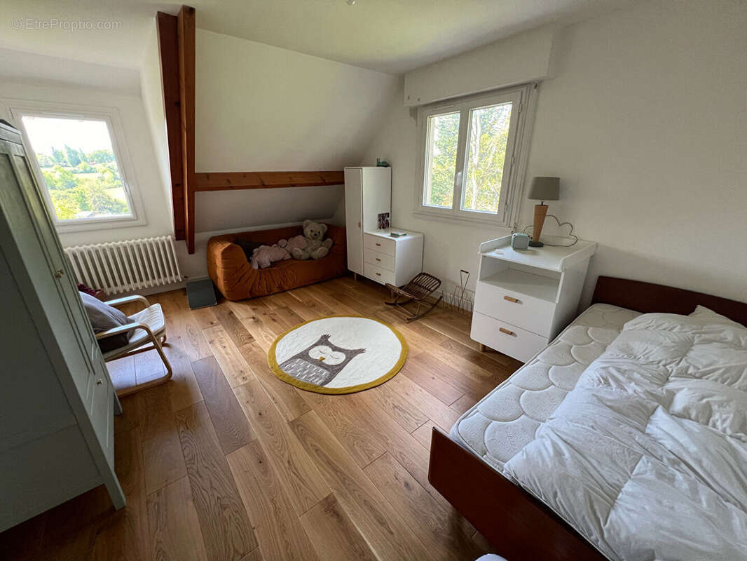 Maison à MONTFORT-L'AMAURY