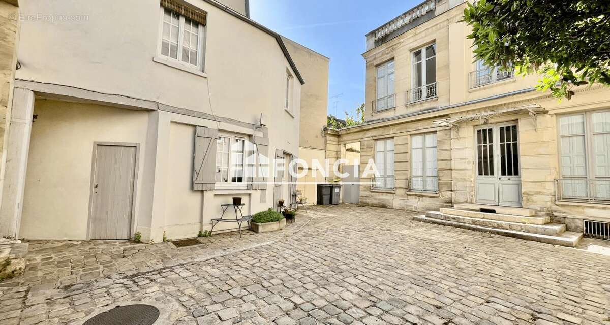 Maison à SAINT-GERMAIN-EN-LAYE