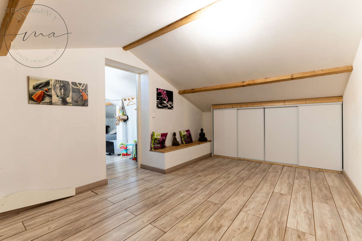 Lignan-sur-Orb   Maison de caractère 215 m2, 5 chambres, piscine, terrain 983 m2 - photo 74