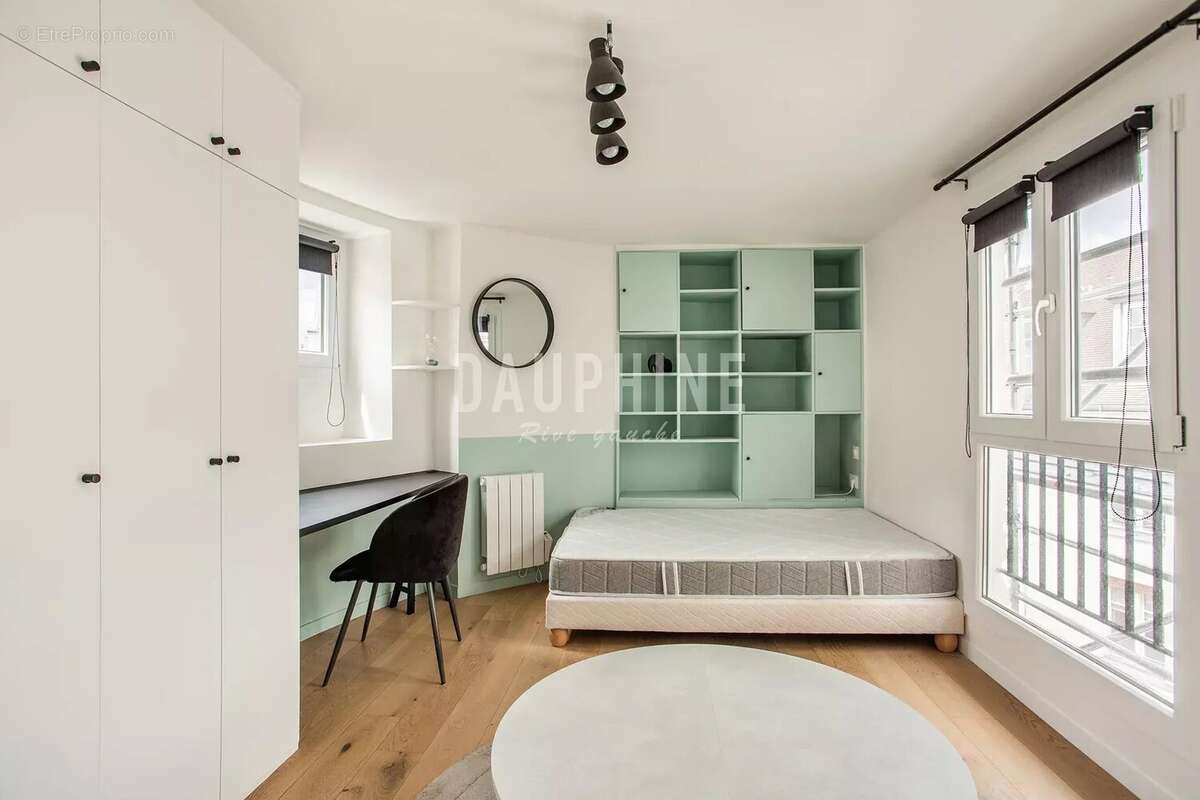 Appartement à PARIS-6E