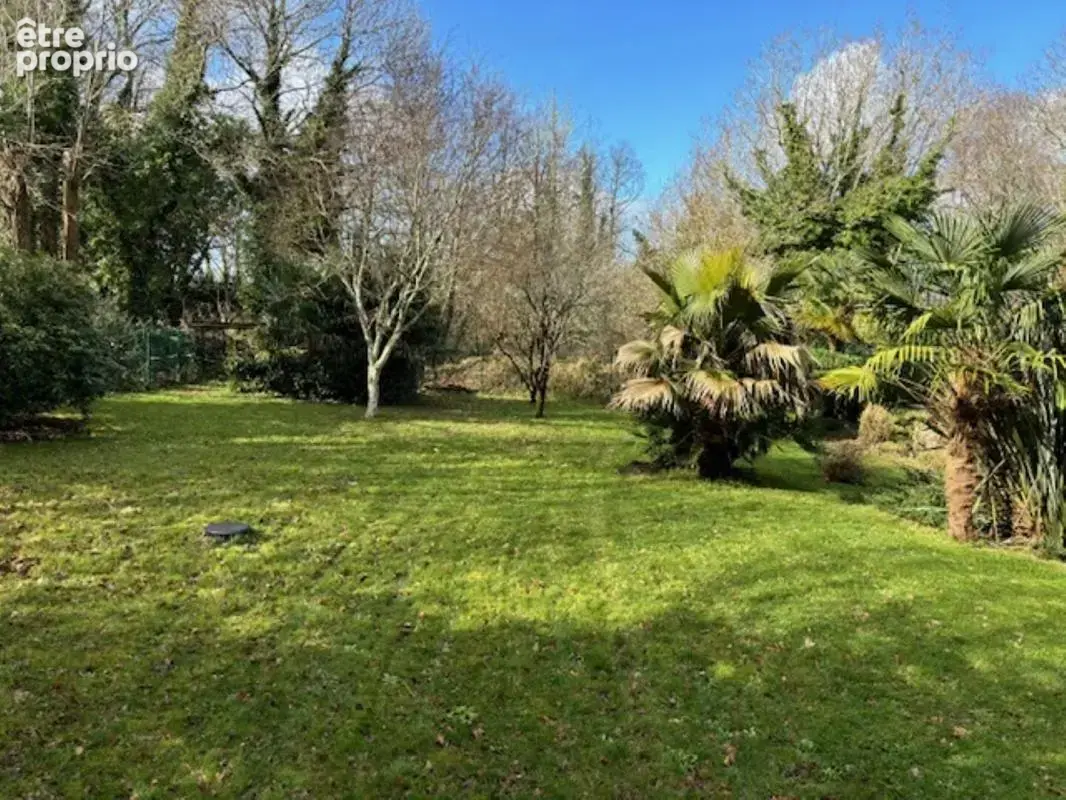 Propriété Familiale de 235 m² -4 chambres -Piscine-Dépendance-Terrain1700M² - photo 18