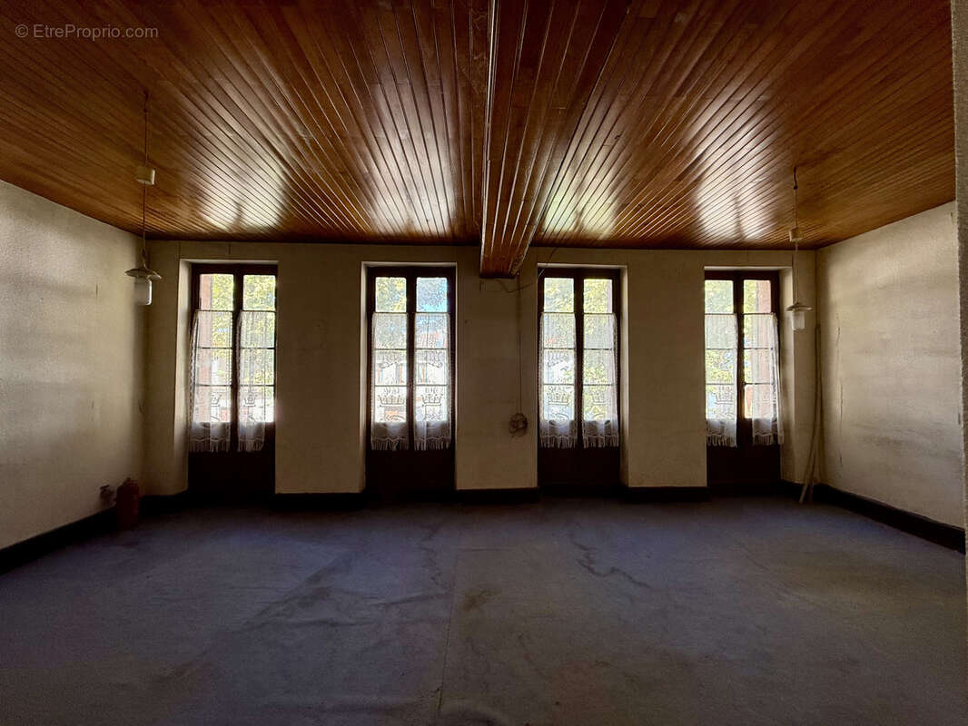 Appartement à LASSERRE