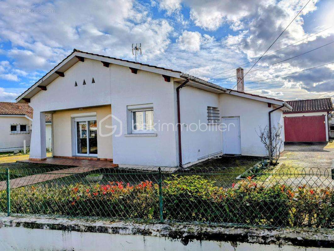 Maison à CASTELJALOUX