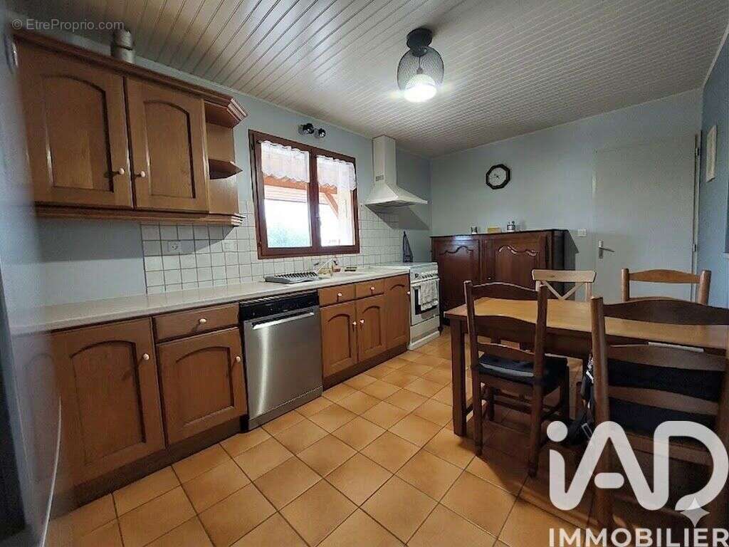 Photo 3 - Maison à LAGORCE