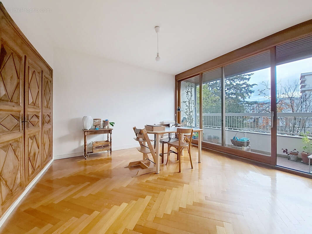 Appartement à GRENOBLE