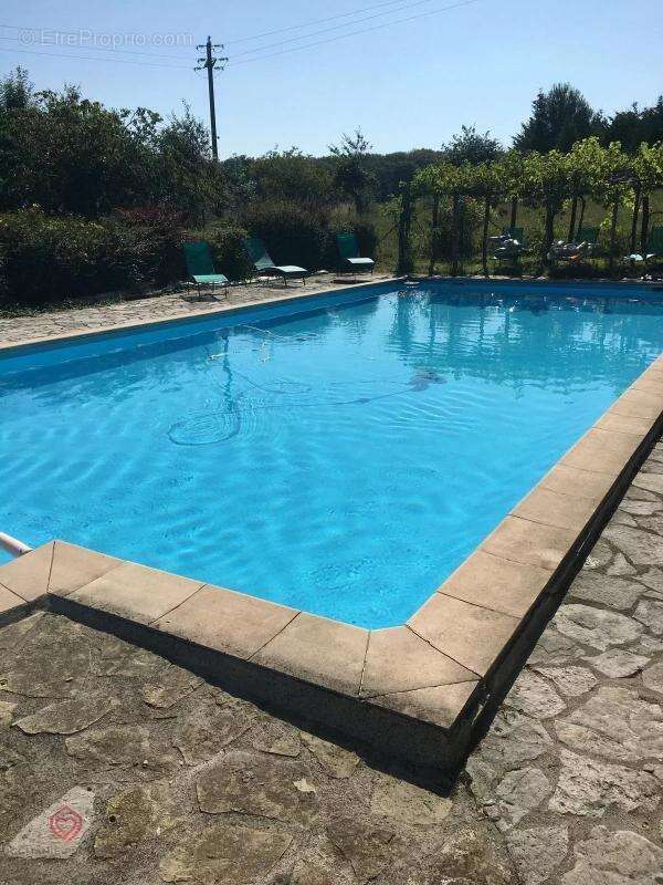 Maison à LARROQUE-SAINT-SERNIN