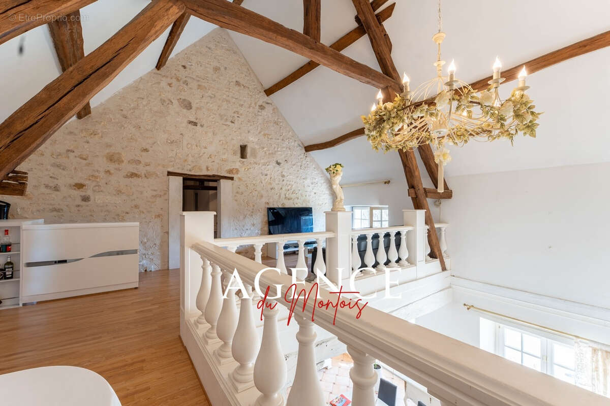 Maison à DONNEMARIE-DONTILLY