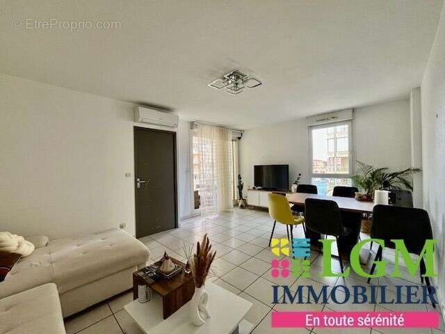 Appartement à LATTES