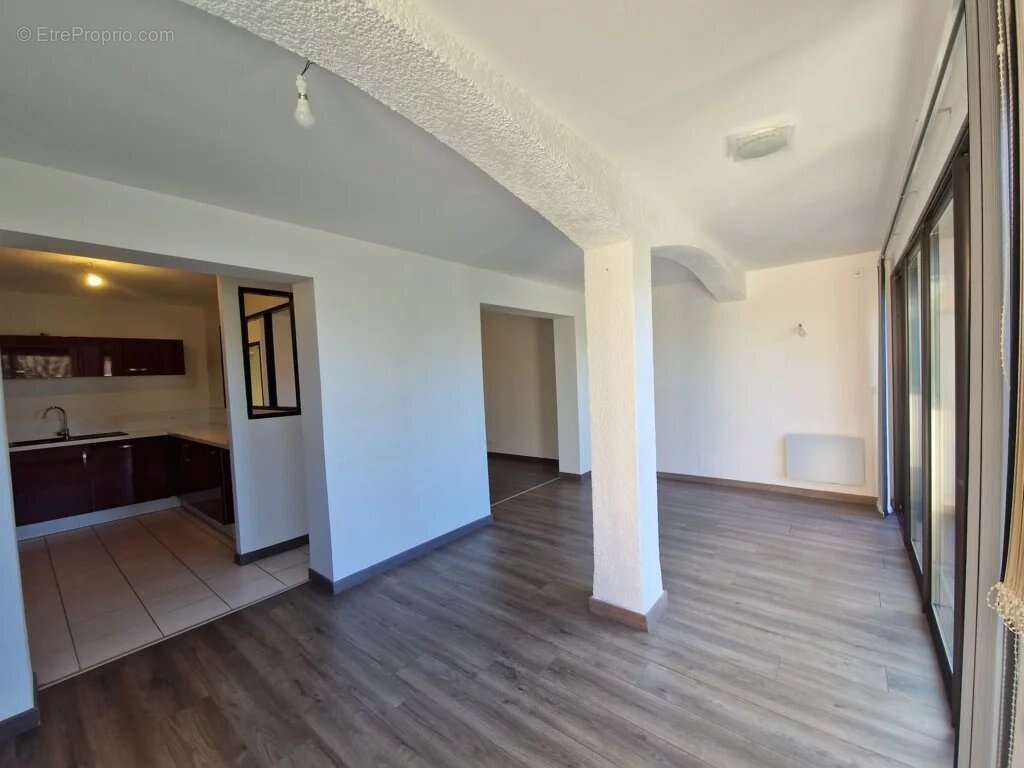 Appartement à SAINT-RAPHAEL