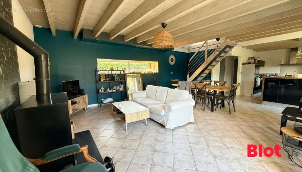 Maison à BAULON