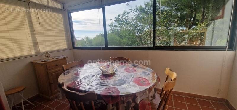 Appartement à SAUSSET-LES-PINS