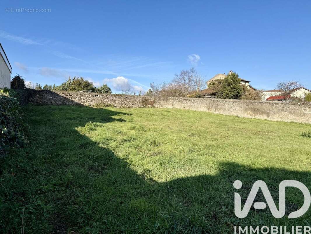Photo 2 - Terrain à SOUCIEU-EN-JARREST