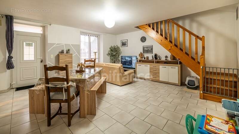 Appartement à SAINT-GEORGES-DU-BOIS