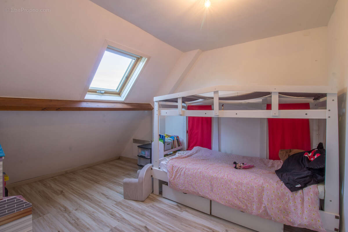 Maison à JANVILLE-SUR-JUINE