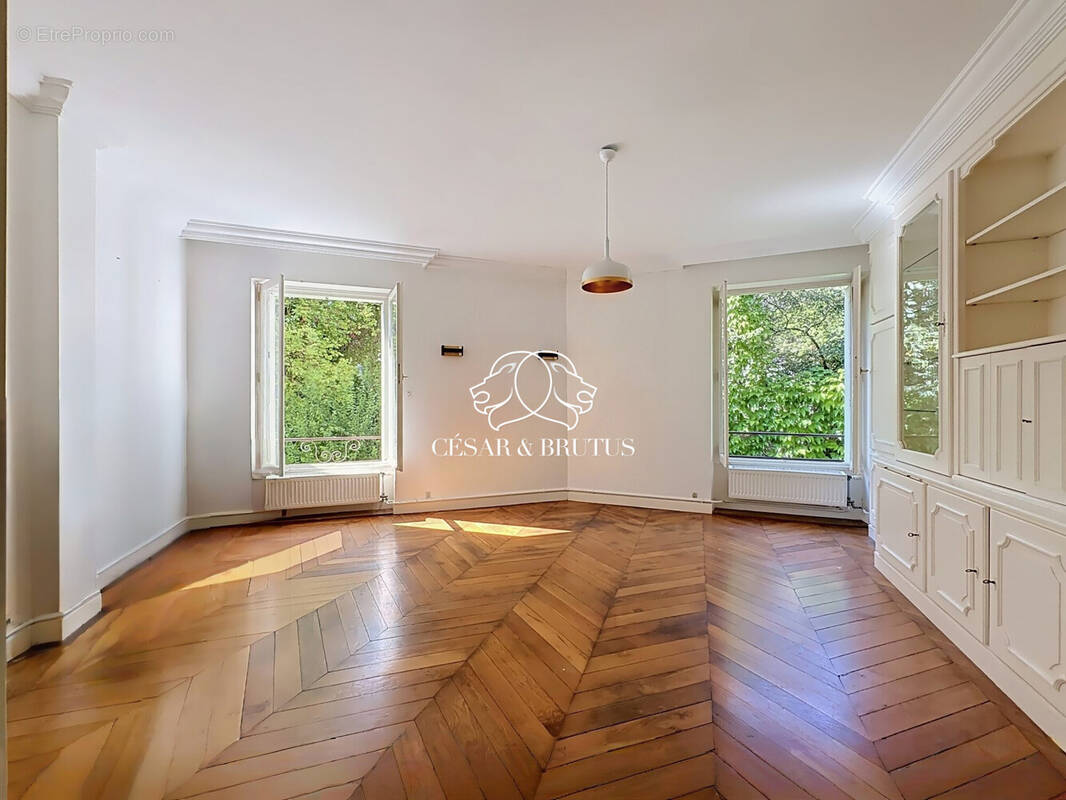 Appartement 73 m² à Lyon-1e  - photo 2