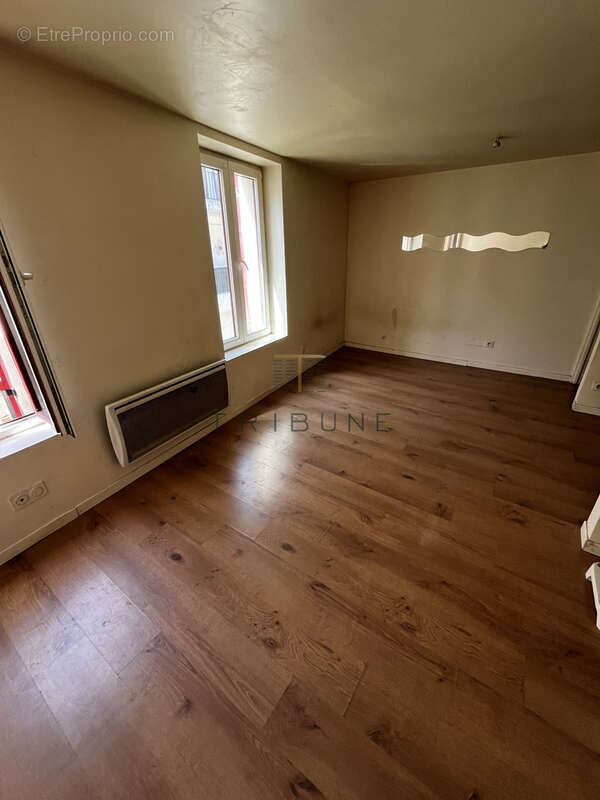Immeuble entièrement vide - photo 3