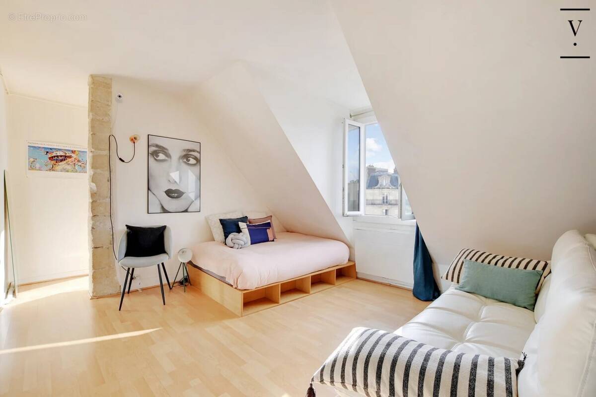 Appartement à PARIS-4E